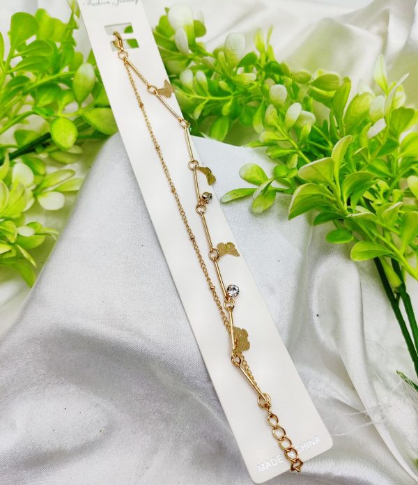 Imported Elegant Adjustable Butterfly Charm Bracelet ā Imported Elegance | Best Quality Artificial Bracelet For Girls & Women | For Every Occasion ā Random Design